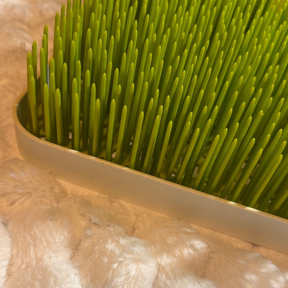 Green Baby Bottle Drying Rack - Picture 2 of 2